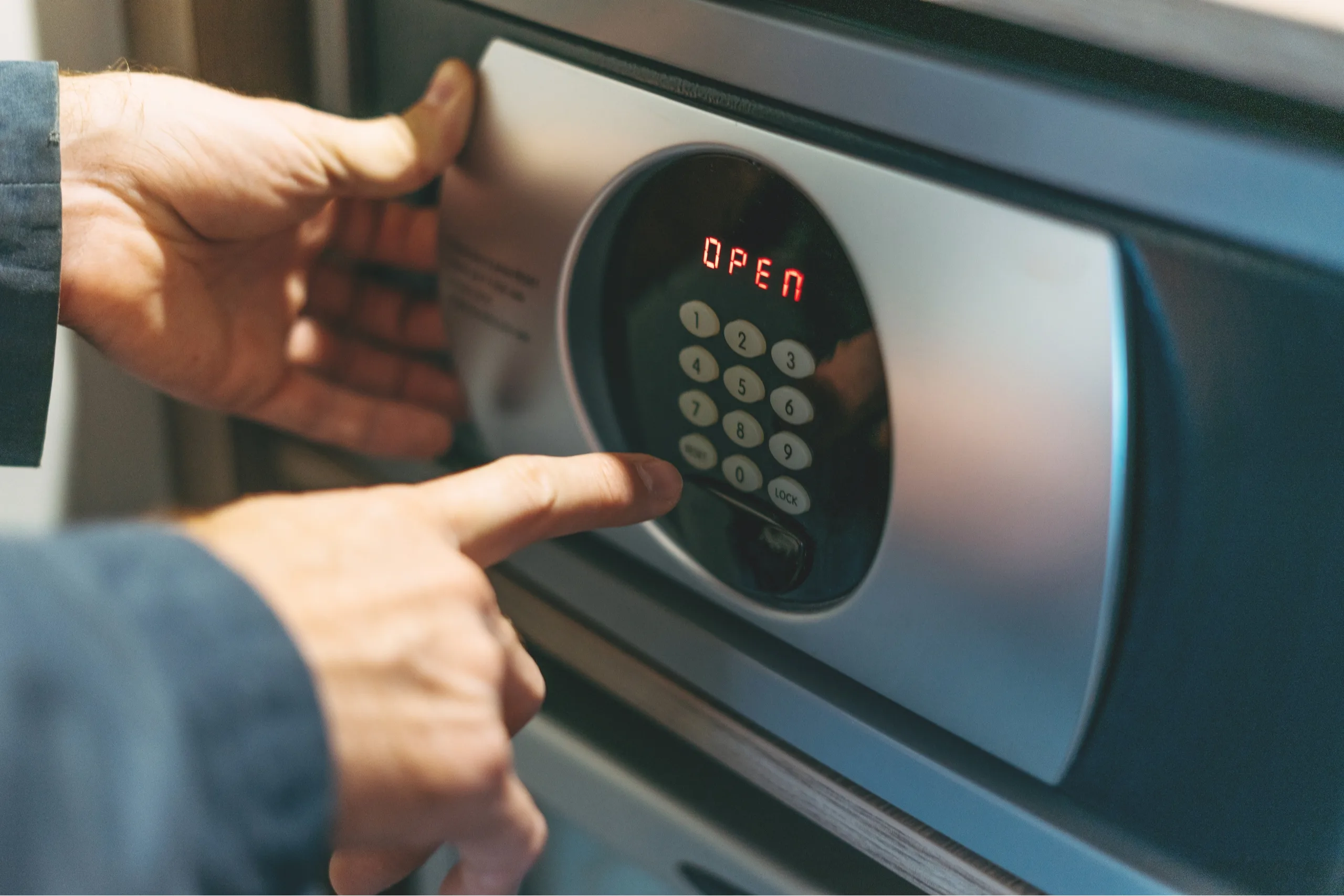 Should you lock in your savings interest rate now?